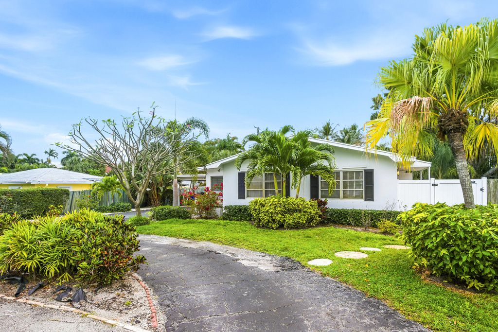 622 Allen Avenue, Delray Beach, FL 33483
