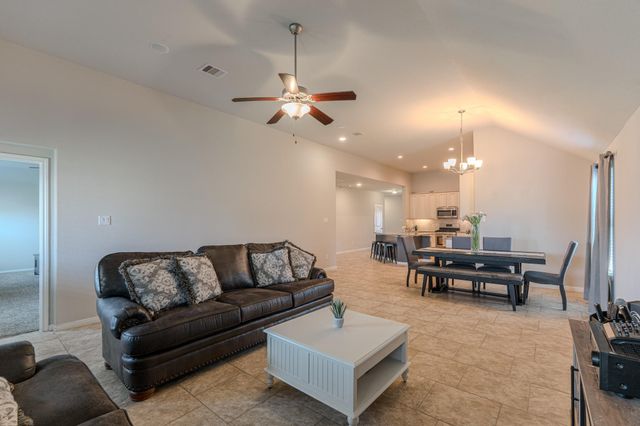 14207 Irvine Ranch Trail, Conroe, TX 77384