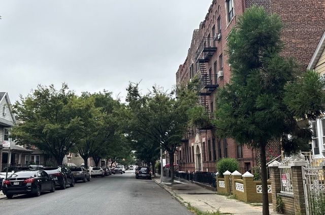 400 E 49TH Street, New York City, NY 11203