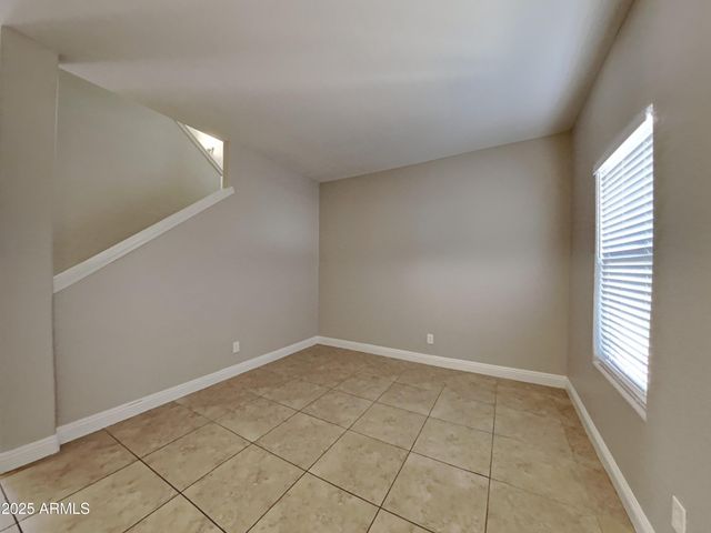 2405 N 92ND Lane, Phoenix, AZ 85037