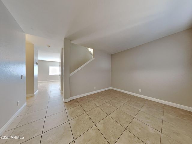 2405 N 92ND Lane, Phoenix, AZ 85037