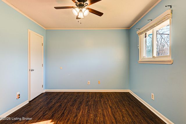 3314 McAdams Ct, Louisville, KY 40299