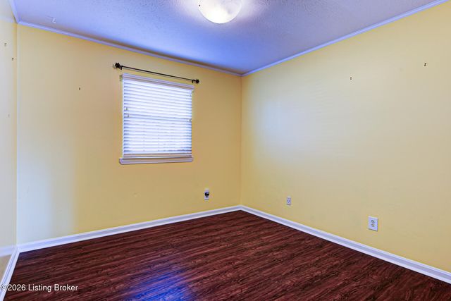 3314 McAdams Ct, Louisville, KY 40299