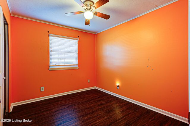 3314 McAdams Ct, Louisville, KY 40299