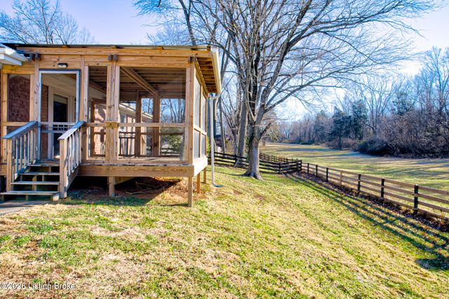 3314 McAdams Ct, Louisville, KY 40299