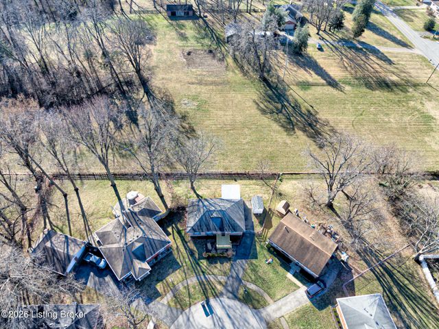 3314 McAdams Ct, Louisville, KY 40299