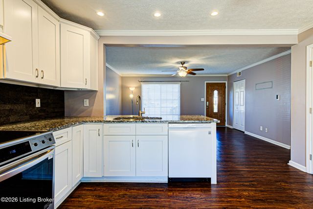 3314 McAdams Ct, Louisville, KY 40299