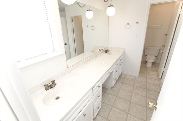 602 Hill CV, Round Rock, TX 78681