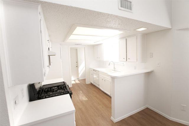 602 Hill CV, Round Rock, TX 78681