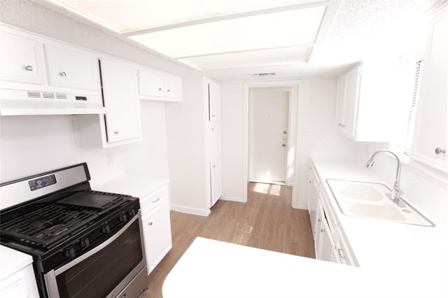 602 Hill CV, Round Rock, TX 78681