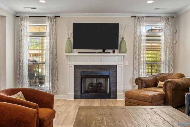 7418 Flint Crossing Circle, Owens Cross Roads, AL 35763