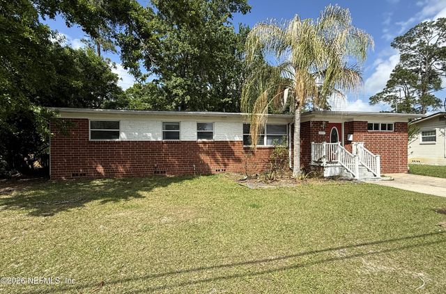 6557 LOU Drive N, Jacksonville, FL 32216
