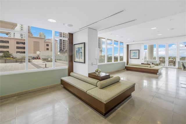 175 1ST STREET S 1006, St Petersburg, FL 33701