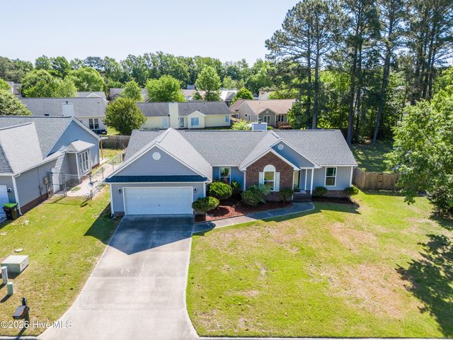 527 Raintree Road, Jacksonville, NC 28540