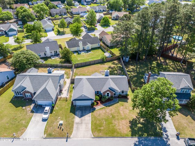 527 Raintree Road, Jacksonville, NC 28540