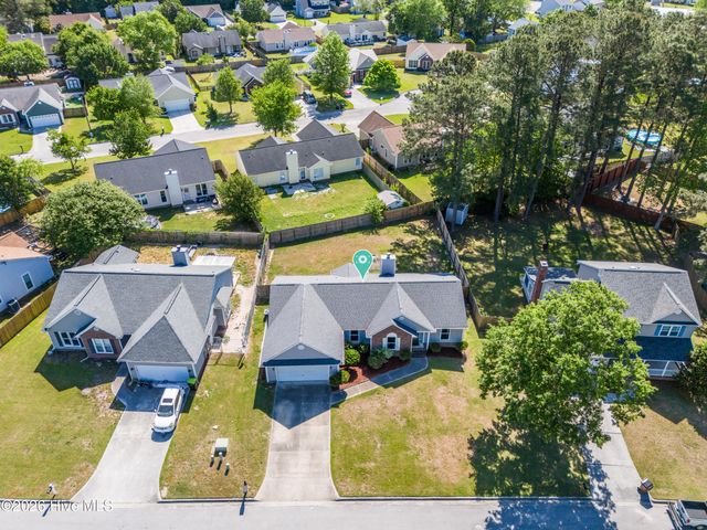 527 Raintree Road, Jacksonville, NC 28540