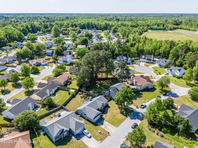 527 Raintree Road, Jacksonville, NC 28540