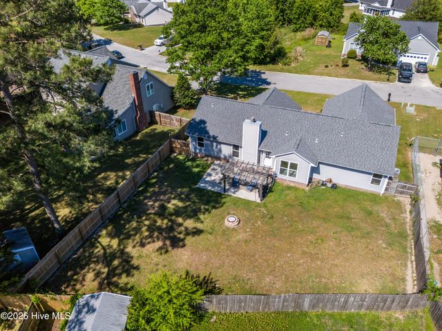 527 Raintree Road, Jacksonville, NC 28540
