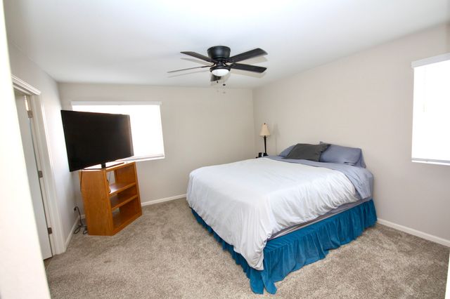 1600 Bayberry Lane, Pingree Grove, IL 60140