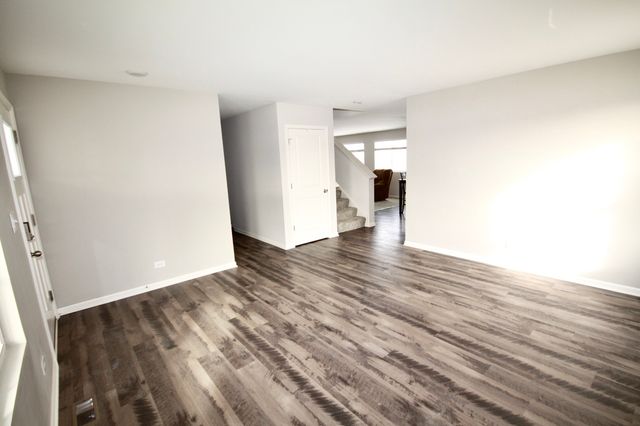 1600 Bayberry Lane, Pingree Grove, IL 60140