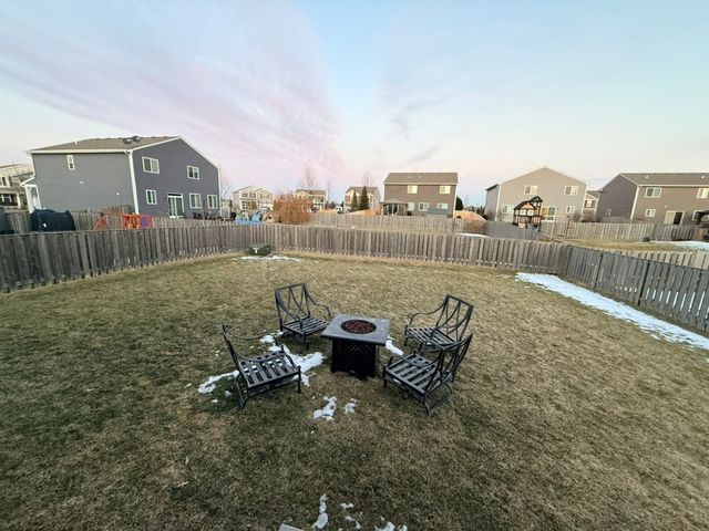 1600 Bayberry Lane, Pingree Grove, IL 60140