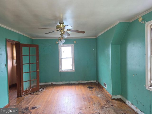 2340 IVY AVE, Baltimore, MD 21214