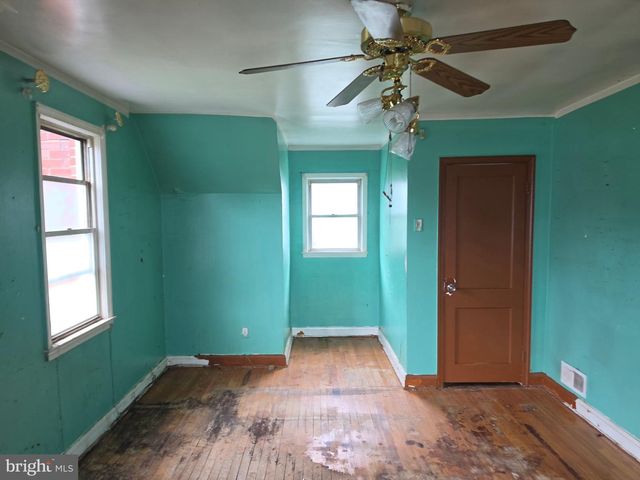 2340 IVY AVE, Baltimore, MD 21214