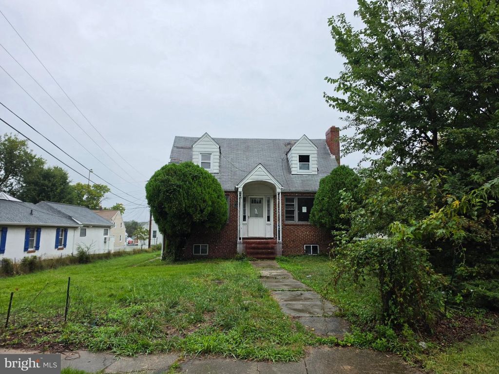 2340 IVY AVE, Baltimore, MD 21214
