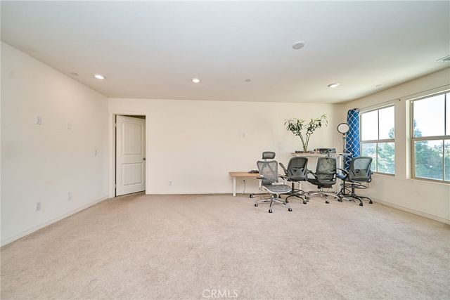 2892 Winter Park Avenue, Jurupa Valley, CA 92509