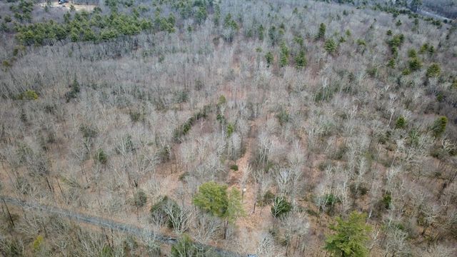 35 Ladd Rd, Sturbridge, MA 01566