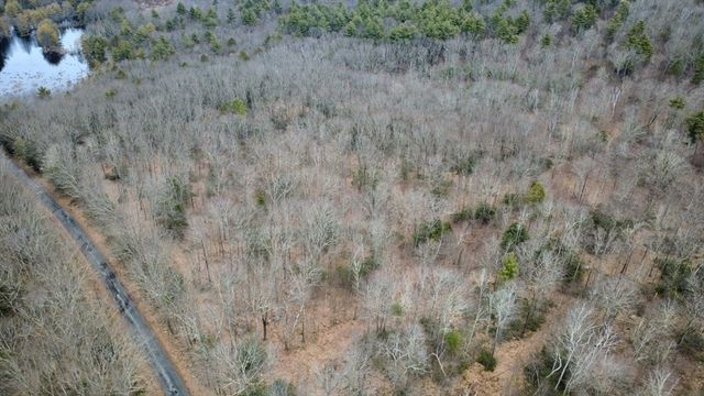 35 Ladd Rd, Sturbridge, MA 01566