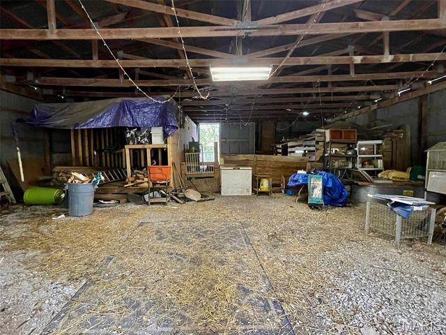 7401 State Route 140, Edwardsville, IL 62025