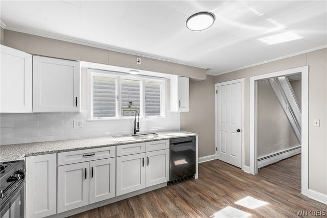2021 Grand Avenue, Niagara Falls, NY 14301
