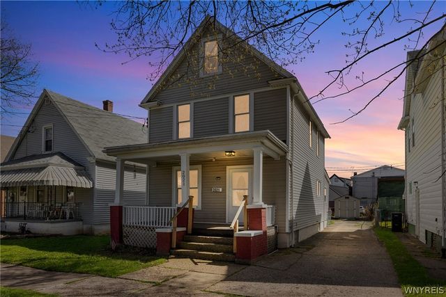 2021 Grand Avenue, Niagara Falls, NY 14301