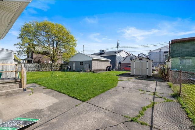 2021 Grand Avenue, Niagara Falls, NY 14301
