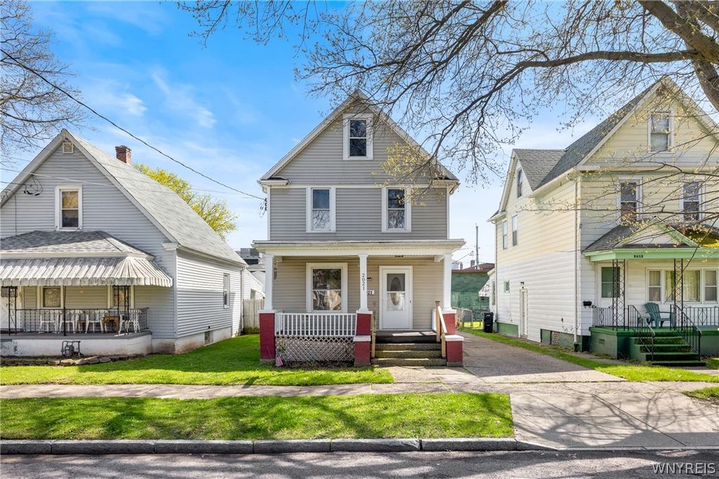 2021 Grand Avenue, Niagara Falls, NY 14301