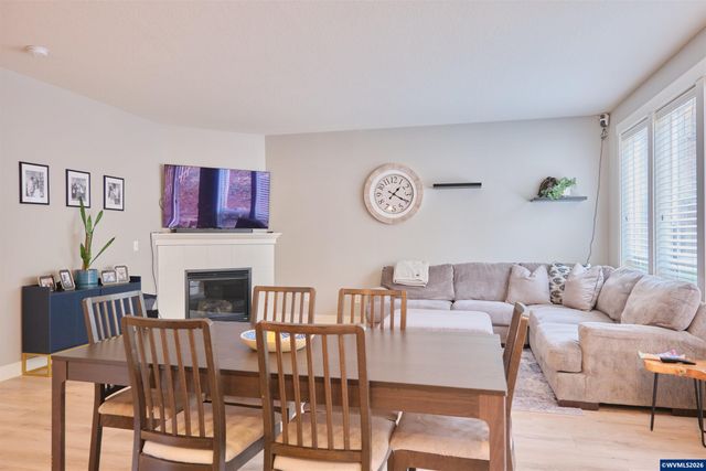 5595 Wigeon St SE, Salem, OR 97306