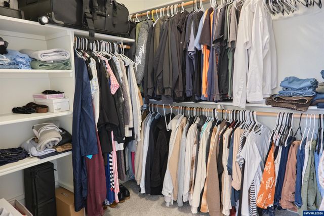 5595 Wigeon St SE, Salem, OR 97306