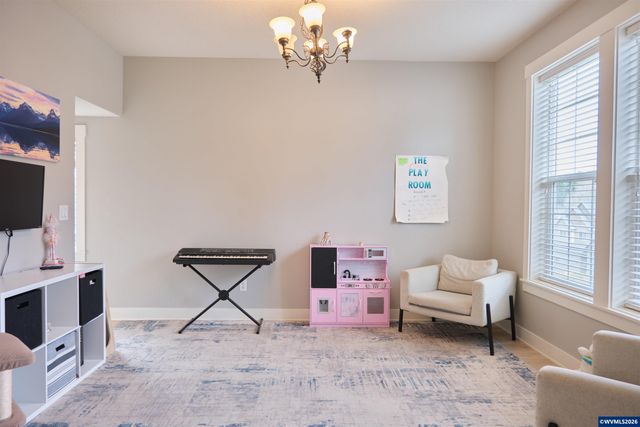 5595 Wigeon St SE, Salem, OR 97306