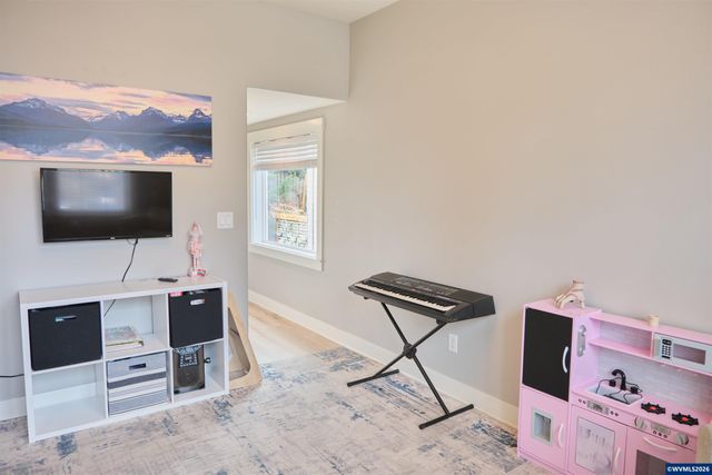 5595 Wigeon St SE, Salem, OR 97306