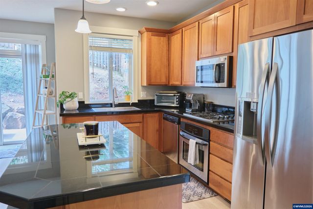 5595 Wigeon St SE, Salem, OR 97306