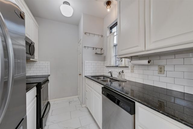 4418 Bowser Avenue 105, Dallas, TX 75219