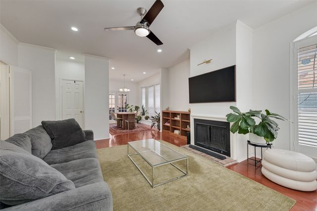 4418 Bowser Avenue 105, Dallas, TX 75219