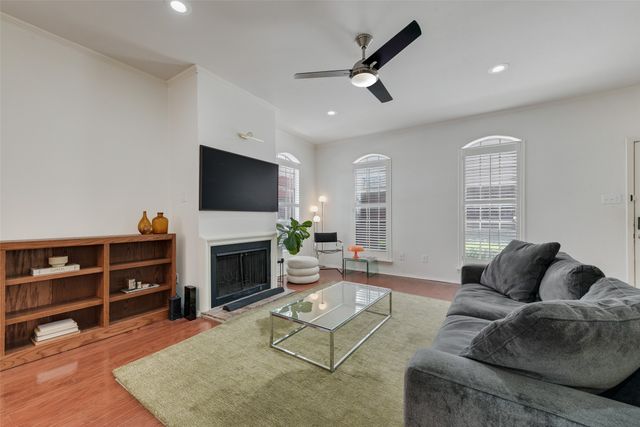 4418 Bowser Avenue 105, Dallas, TX 75219