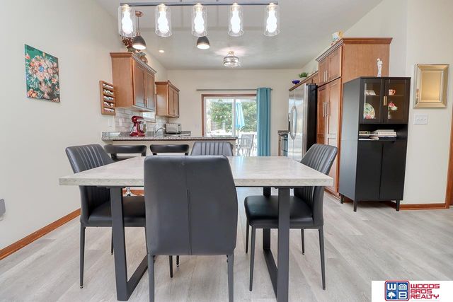 5612 Barrington Circle, Lincoln, NE 68516