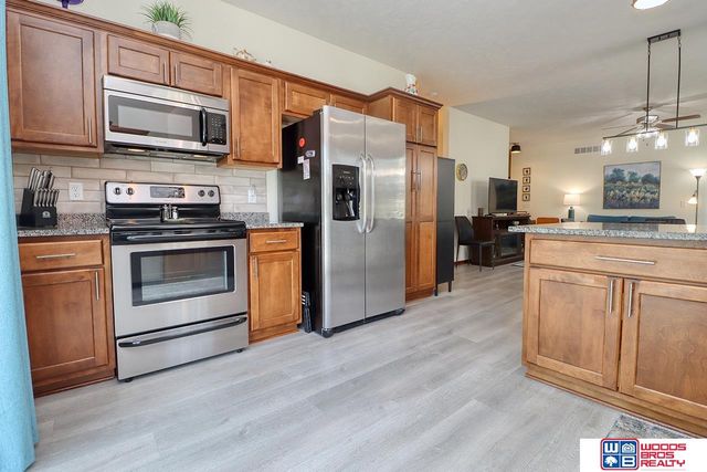 5612 Barrington Circle, Lincoln, NE 68516