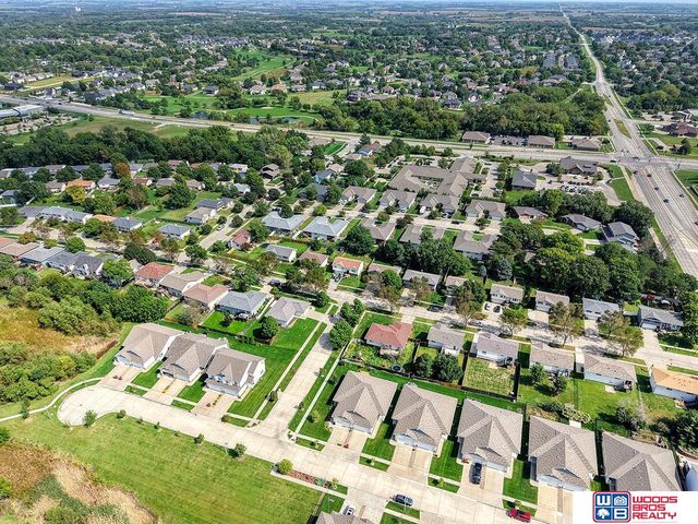 5612 Barrington Circle, Lincoln, NE 68516