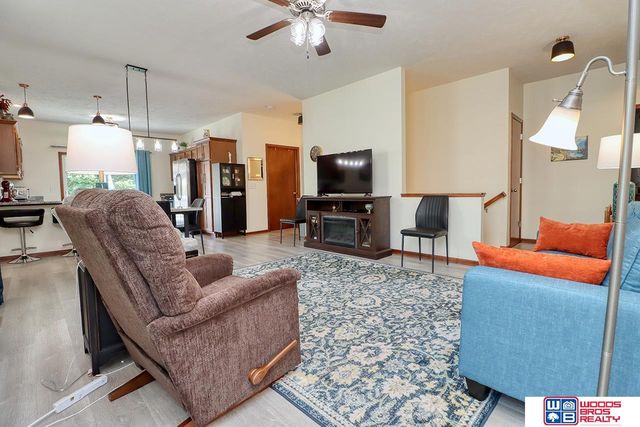 5612 Barrington Circle, Lincoln, NE 68516