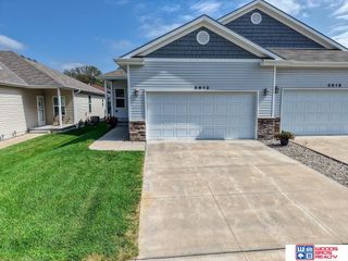 5612 Barrington Circle, Lincoln, NE 68516