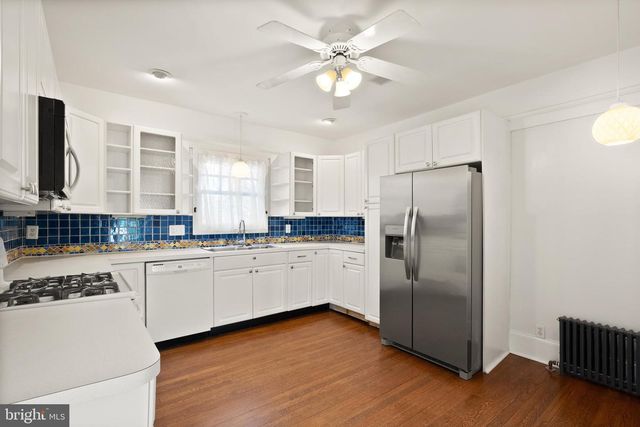 820 LOCUST ST, Herndon, VA 20170